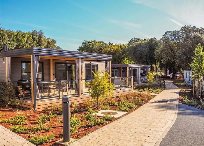 Mobilhome Victoria Camping Lanterna