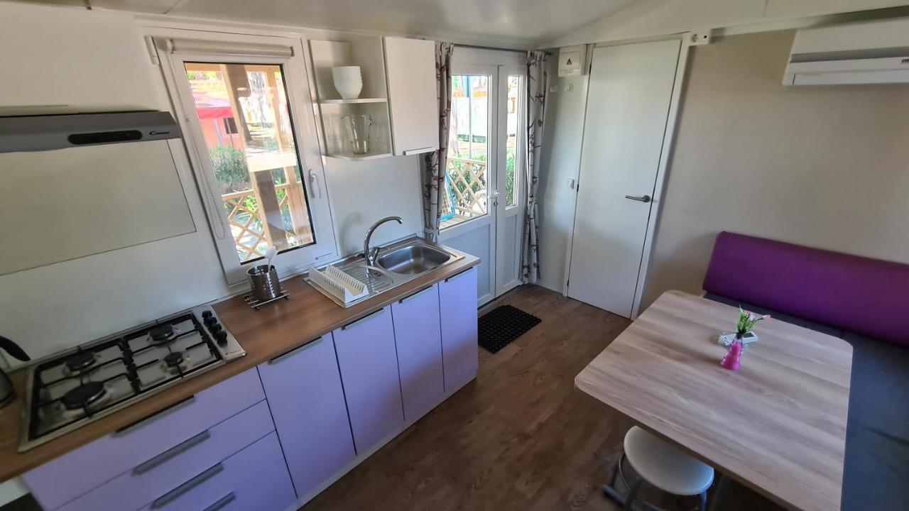 Mobilhome Victoria Camping Lanterna 4*