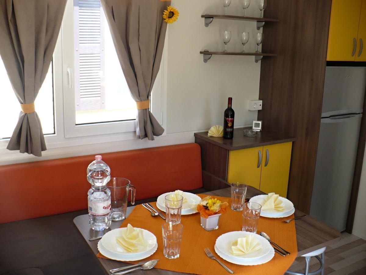 Mobilhome Victoria Camping Lanterna 4*